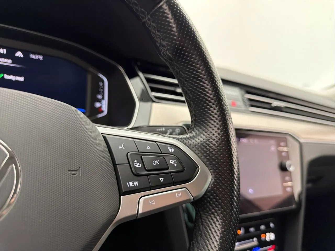 Volkswagen Passat bild 16