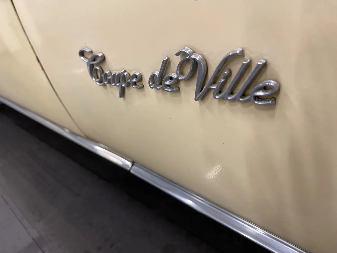 Cadillac Coupe DeVille bild 5