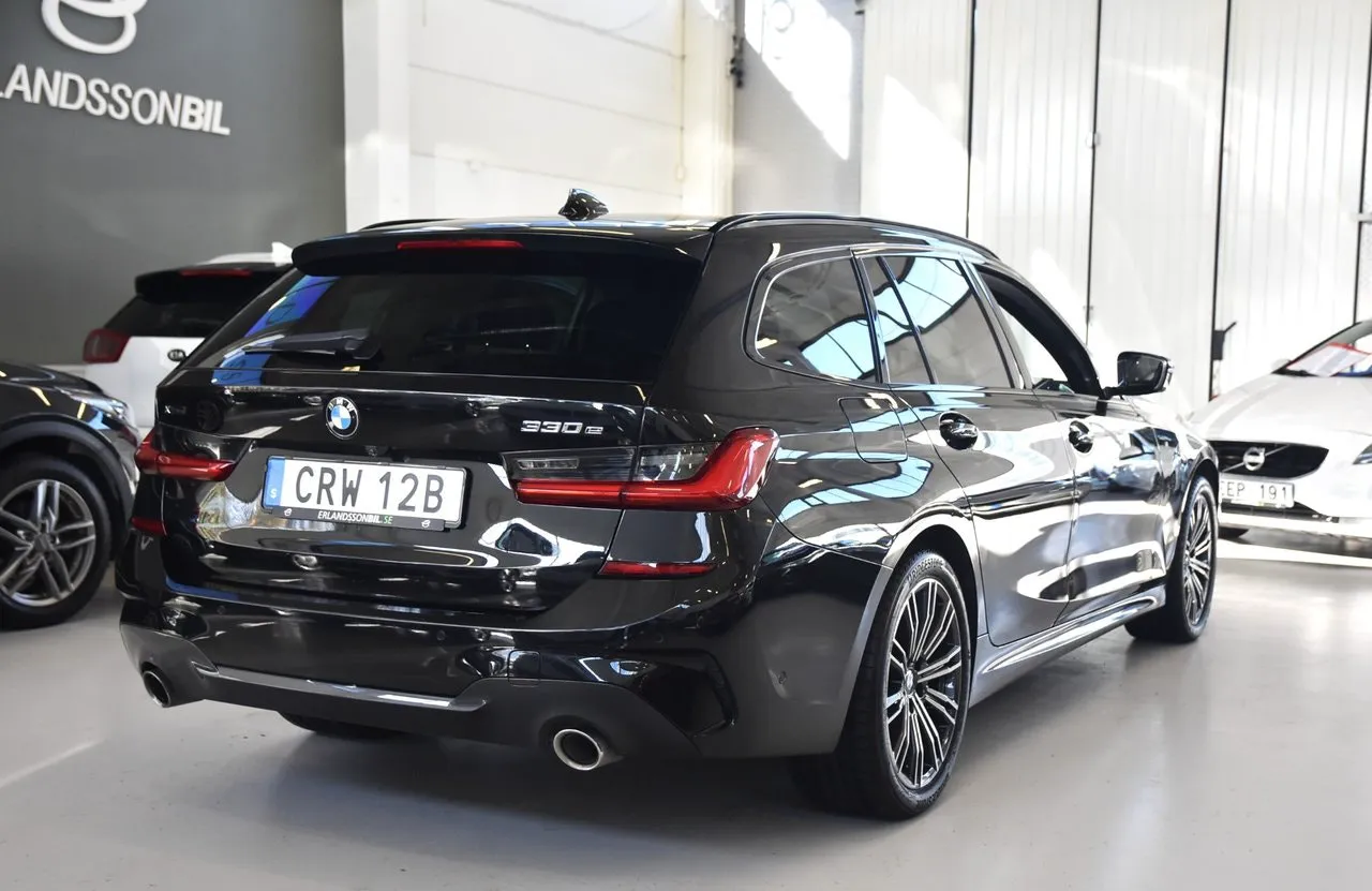 BMW 330 bild 3