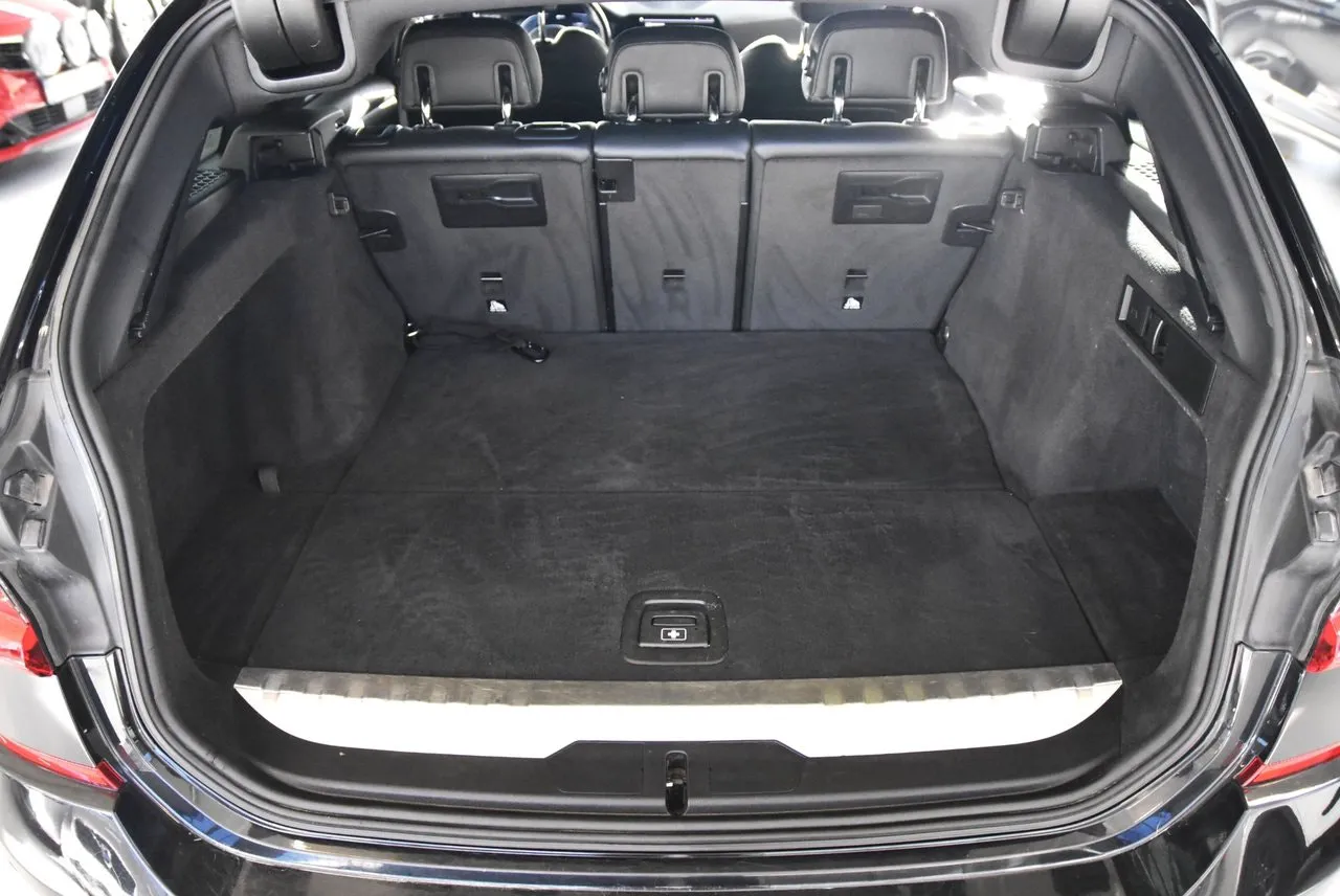 BMW 330 bild 17