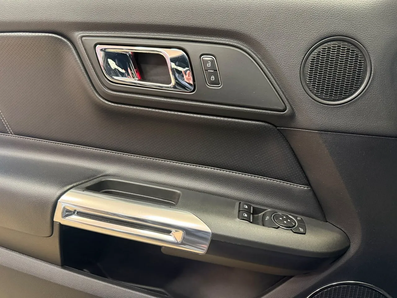 Ford Mustang bild 23