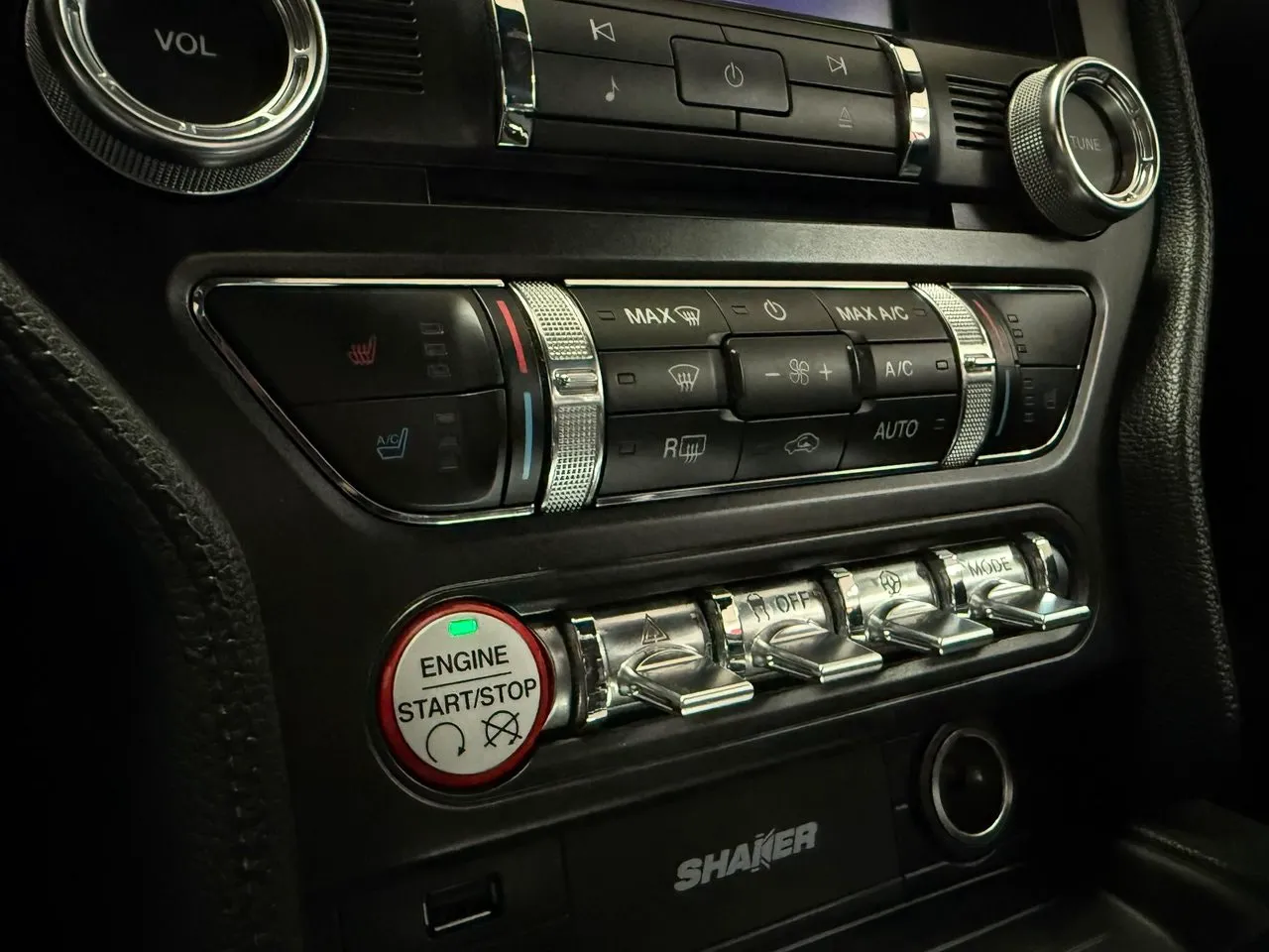 Ford Mustang bild 22