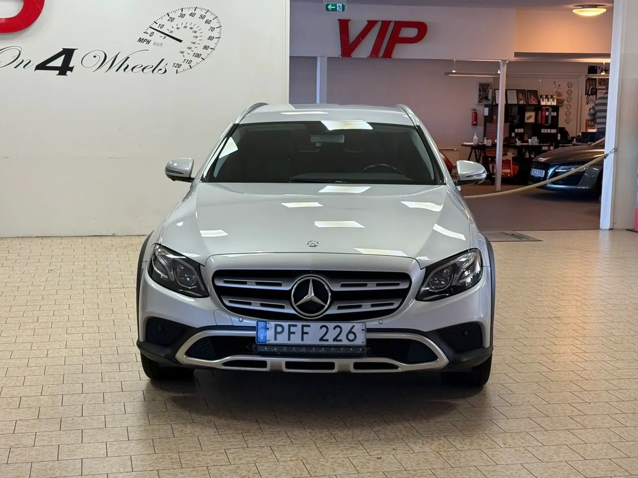 Mercedes E220 bild 11