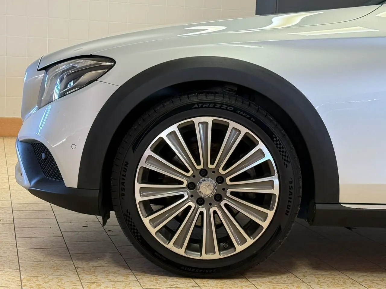 Mercedes E220 bild 13