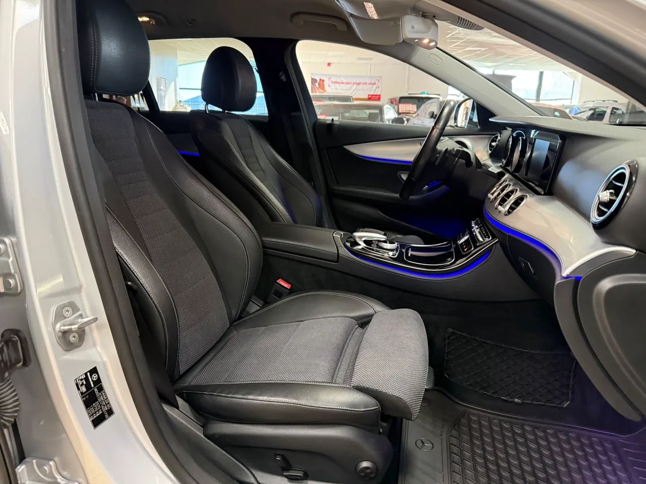 Mercedes E220 bild 20
