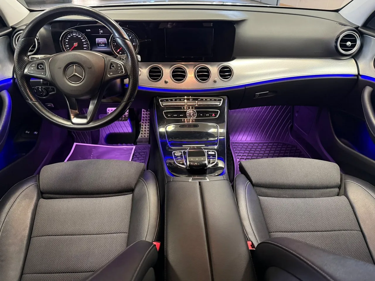 Mercedes E220 bild 18