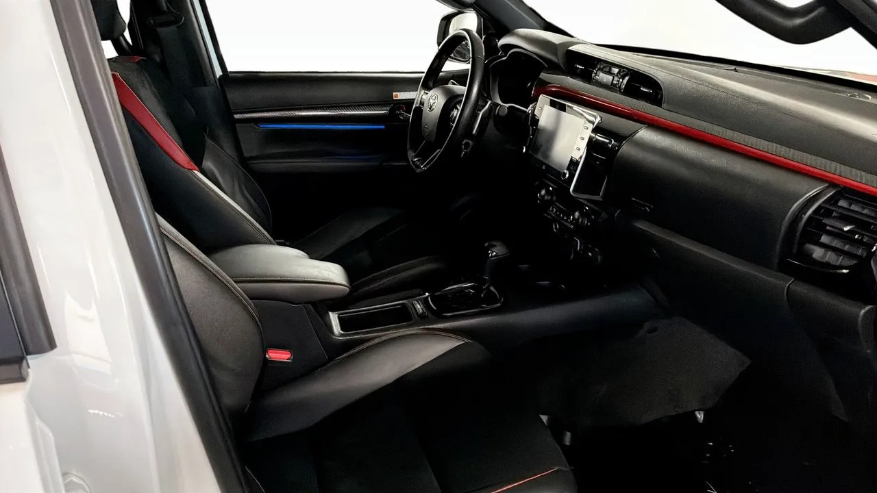 Toyota Hilux bild 3