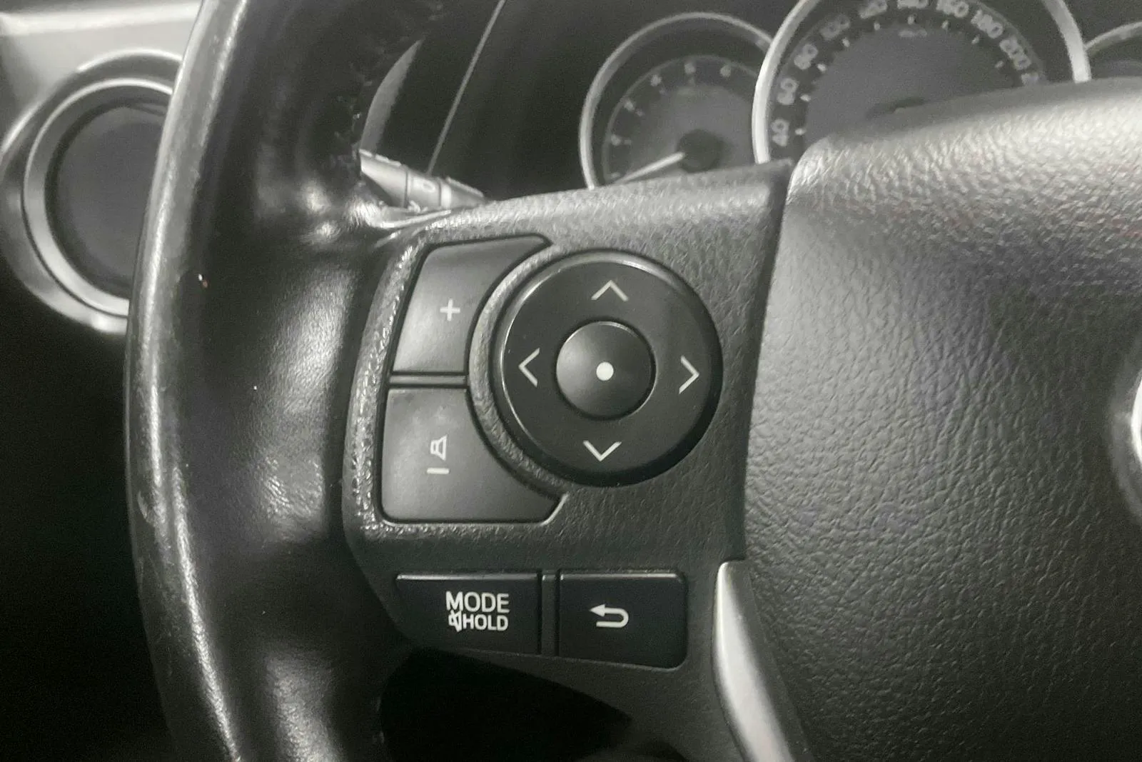Toyota Auris bild 17