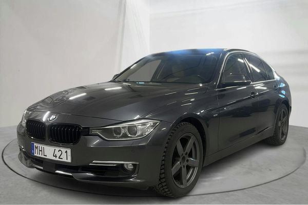 BMW 328 i xDrive Sedan, F30 (245hk) - 2013