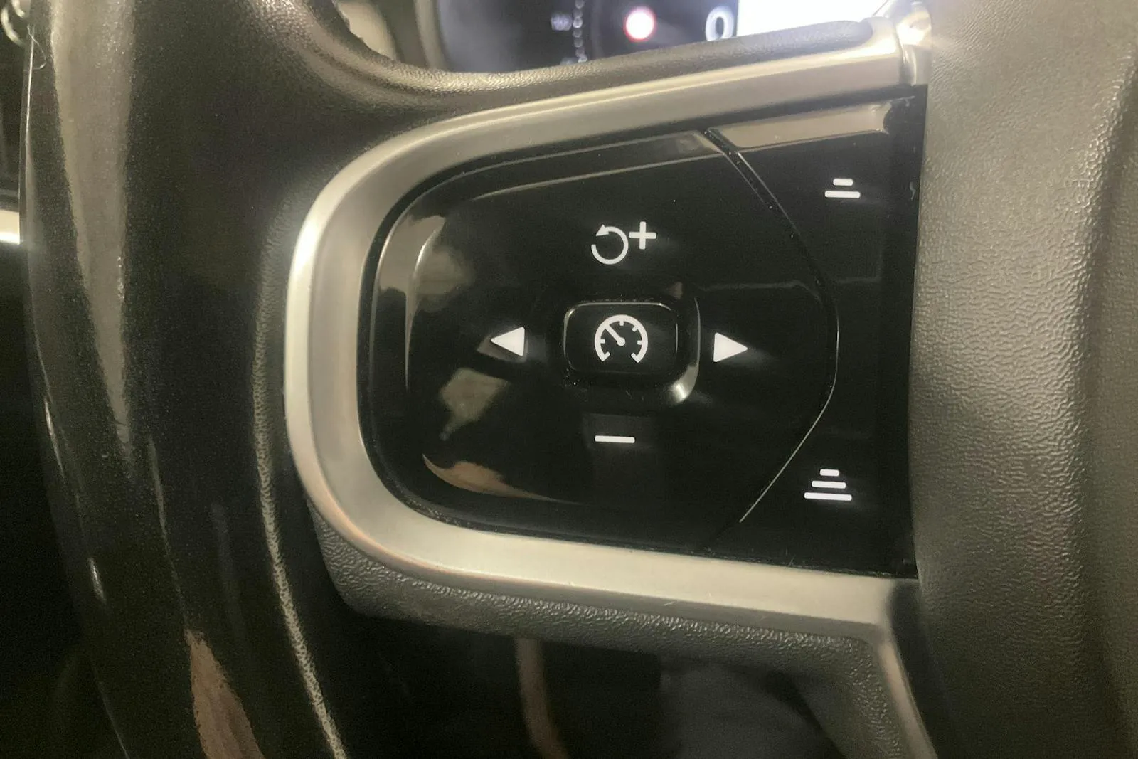 Volvo V90 bild 17
