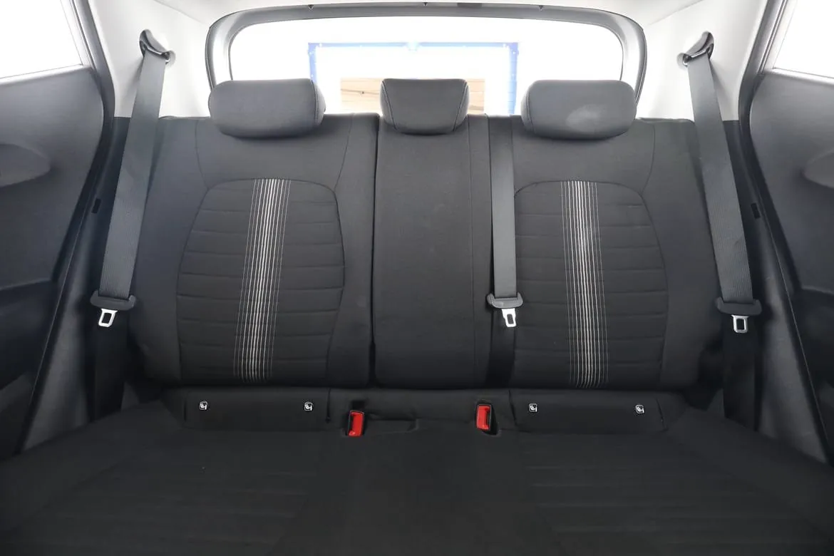 Hyundai i10 bild 16