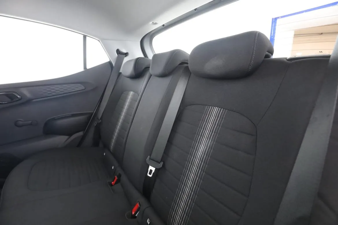 Hyundai i10 bild 15
