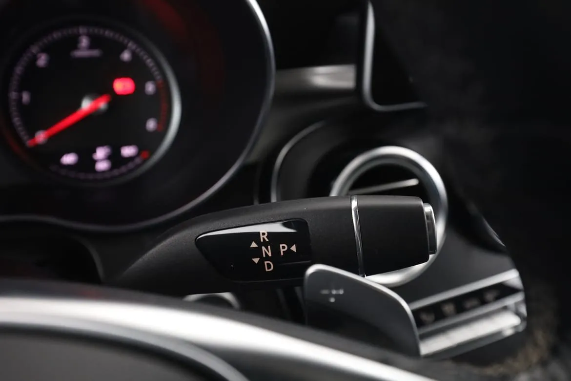 Mercedes GLC220 bild 32