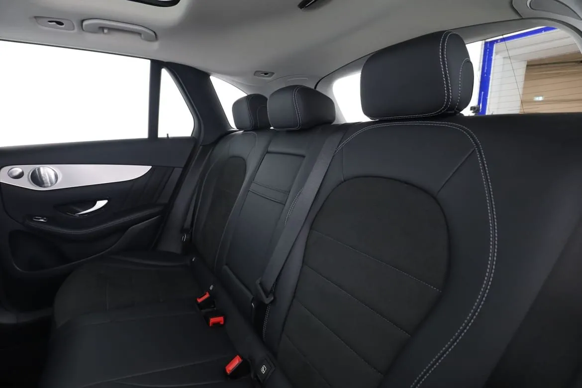 Mercedes GLC220 bild 15