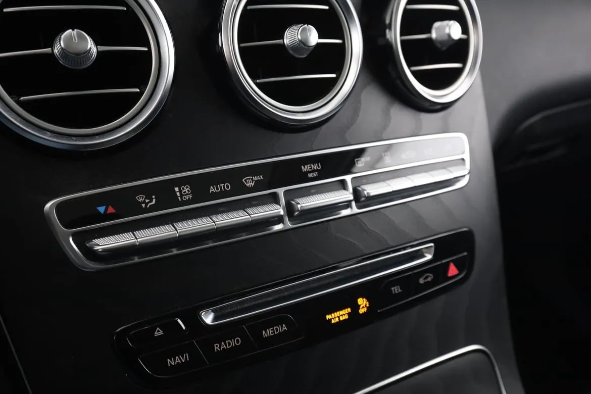 Mercedes GLC220 bild 25