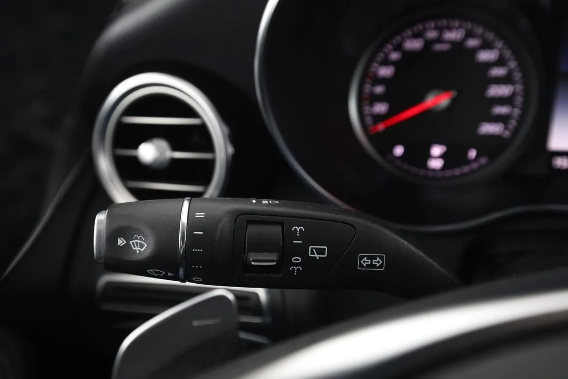 Mercedes GLC220 bild 34