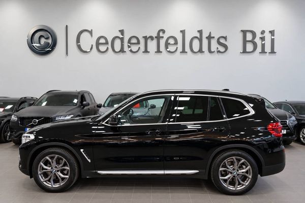 BMW X3 xDrive20d Sport Line M-sportratt Navi Drag Dvärm V-hjul - 2021