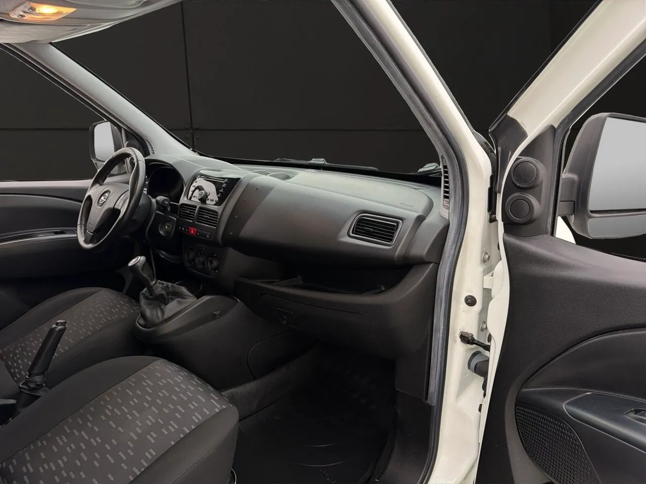 Opel Combo bild 24