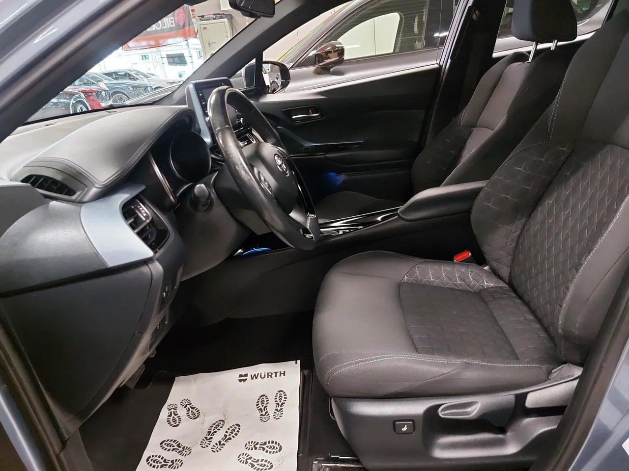 Toyota C-HR bild 17