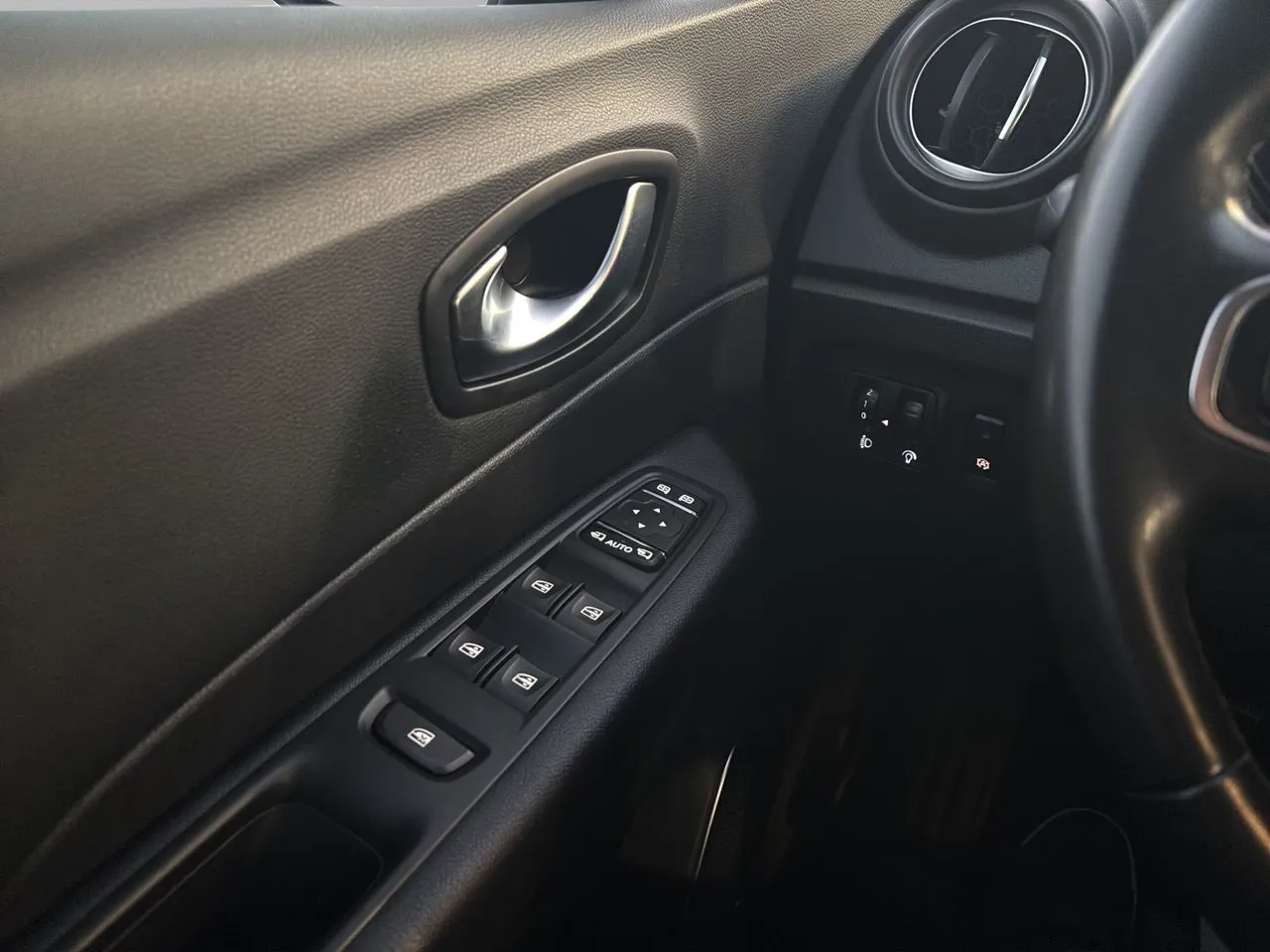 Renault Captur bild 16