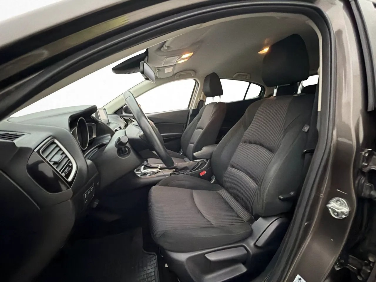 Mazda 3 bild 9