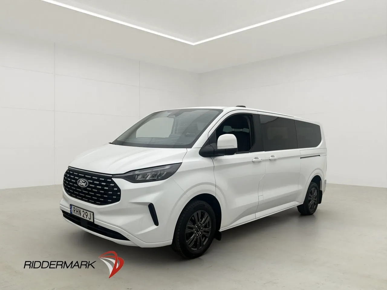 Ford Tourneo Custom bild 3