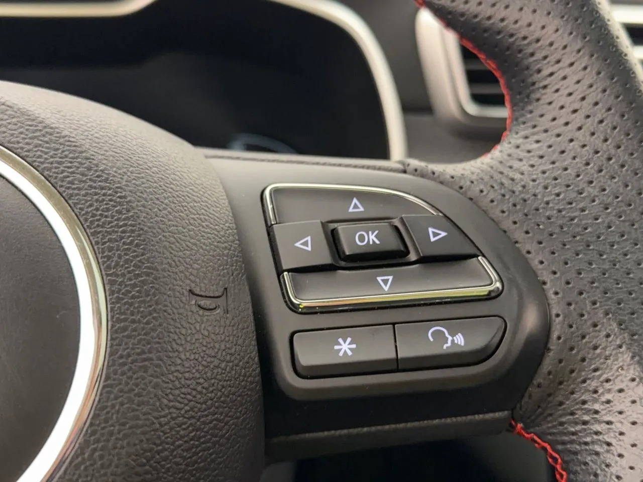 MG ZS EV bild 19