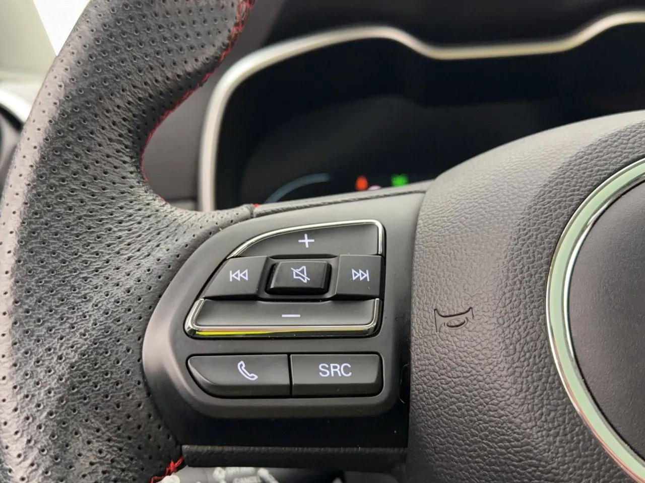MG ZS EV bild 18