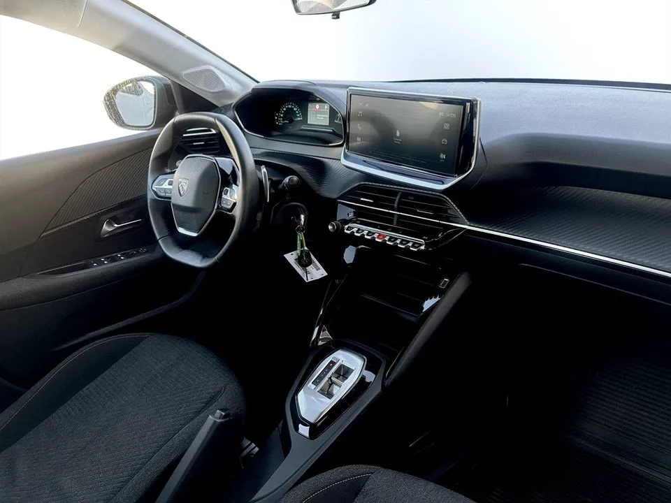Peugeot 208 bild 11