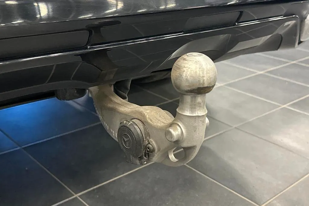 Mercedes GLC300 bild 15