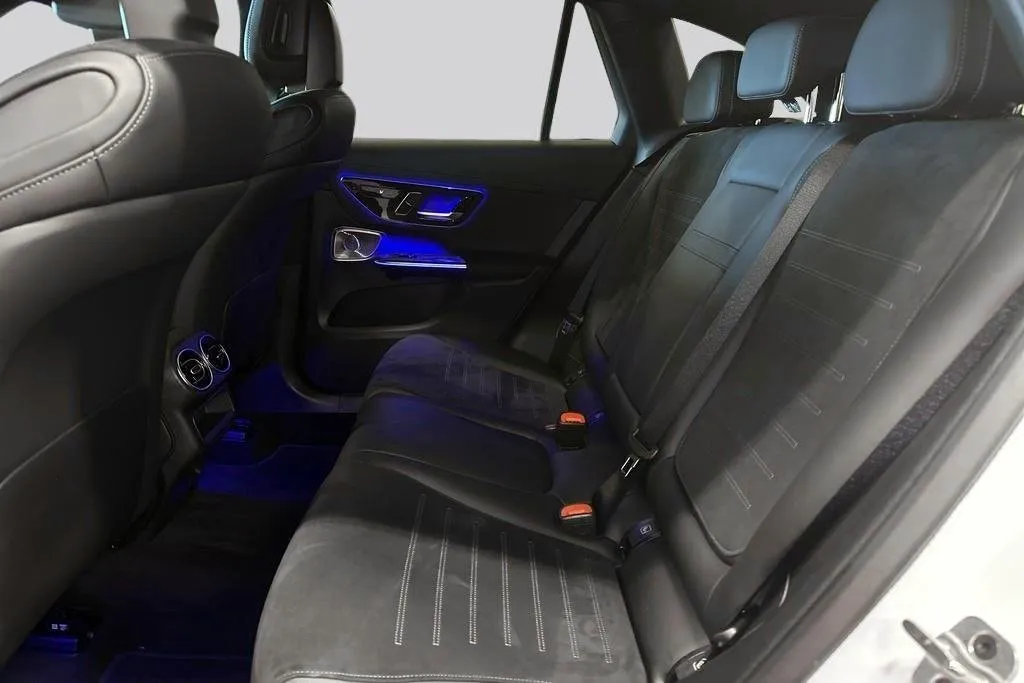 Mercedes GLC300 bild 9