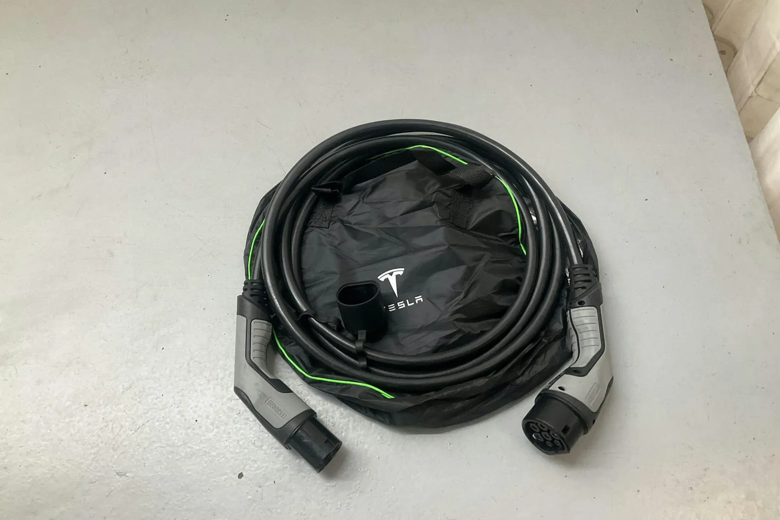 Tesla Model 3 bild 17