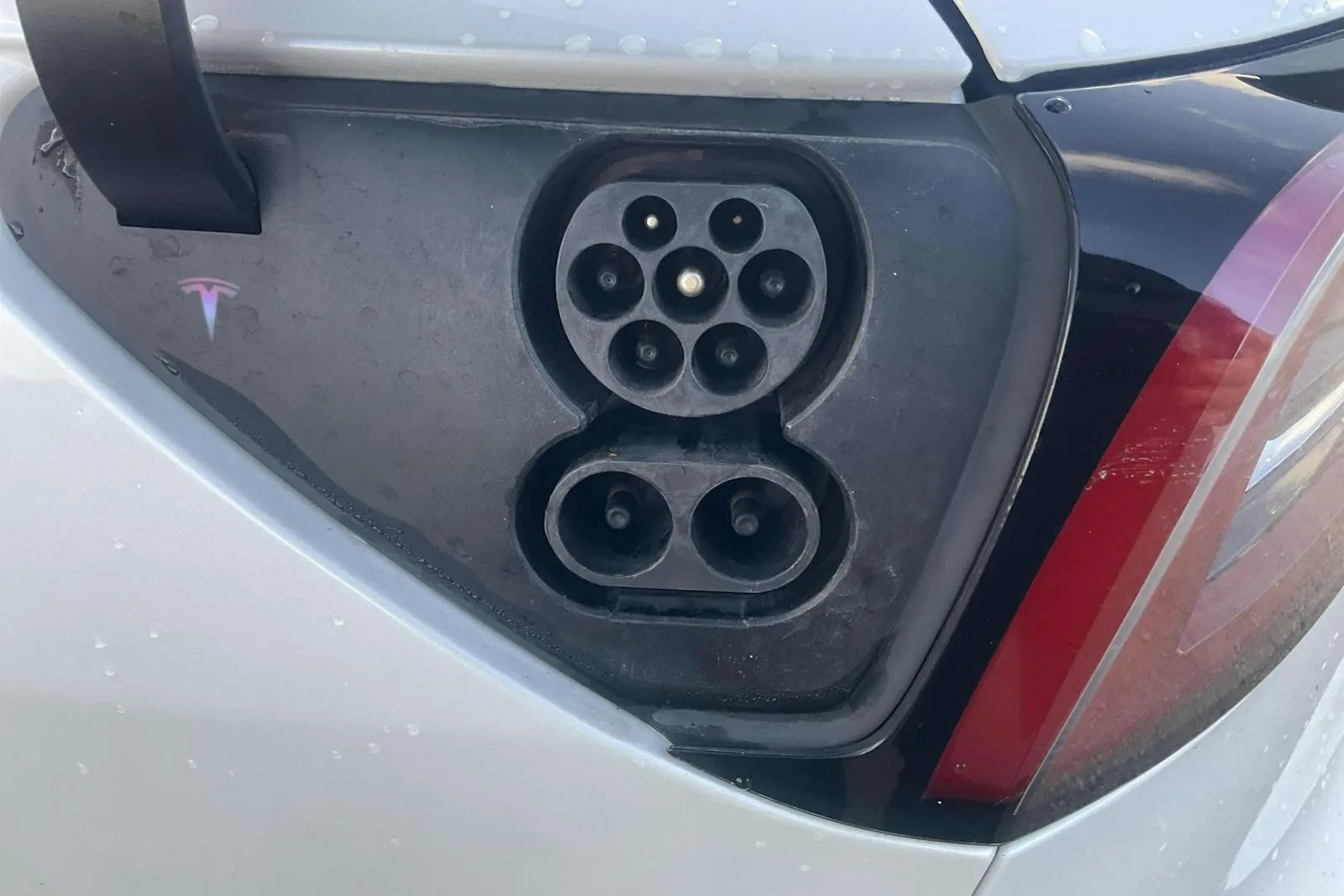 Tesla Model 3 bild 16