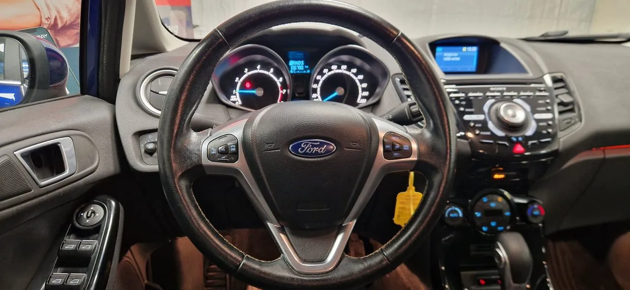 Ford Fiesta bild 9