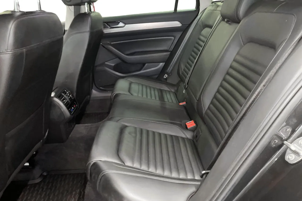 Volkswagen Passat bild 16