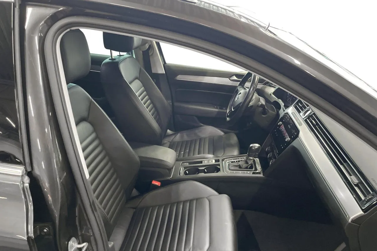 Volkswagen Passat bild 14