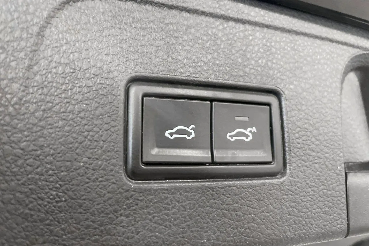 Volkswagen Passat bild 18