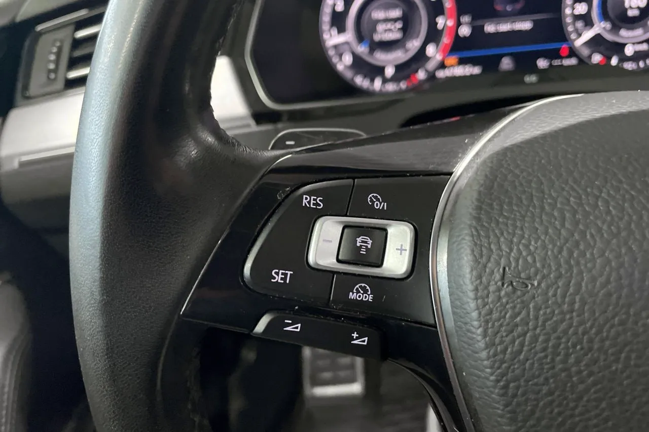 Volkswagen Passat bild 26