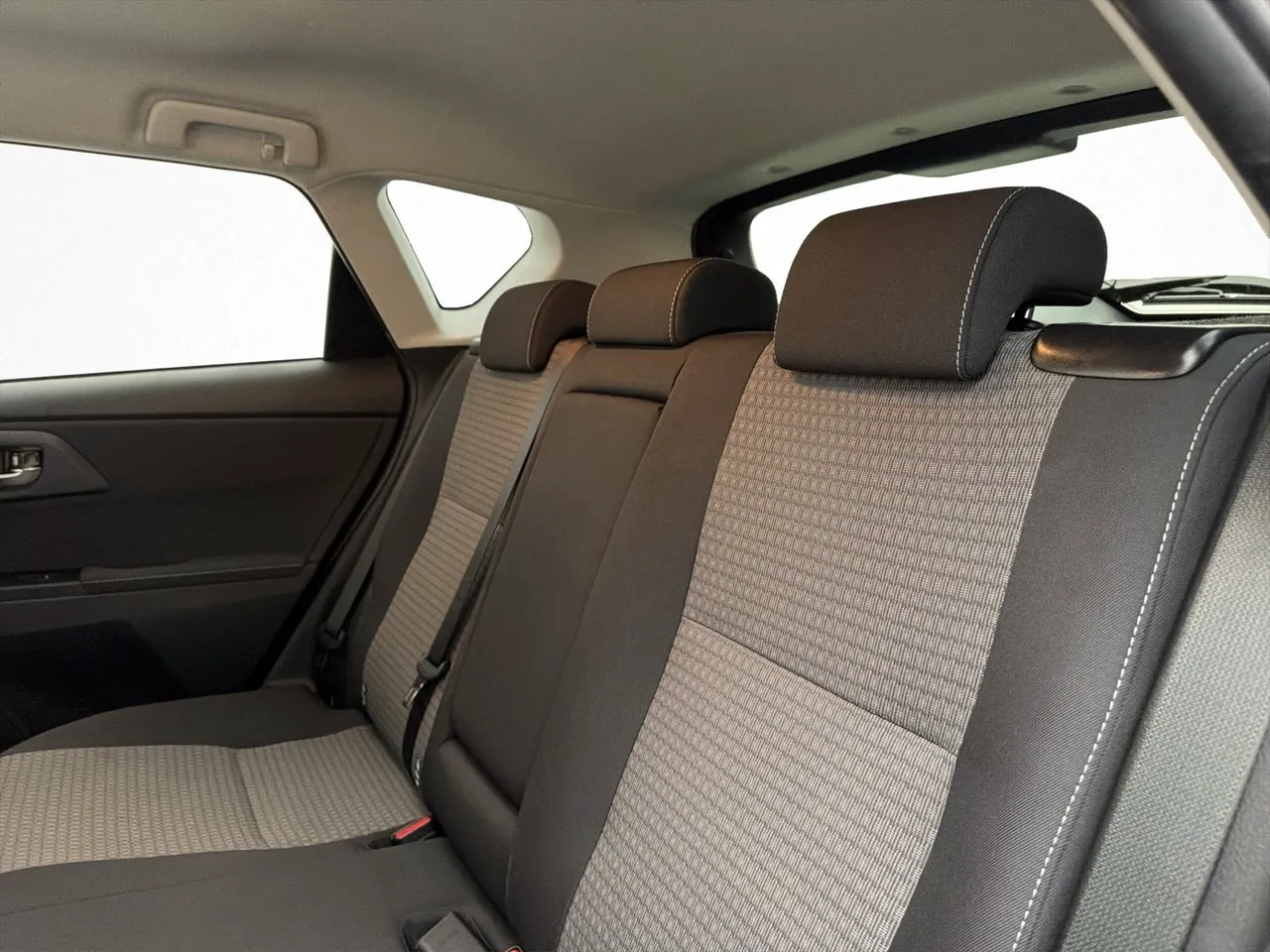 Toyota Auris bild 25