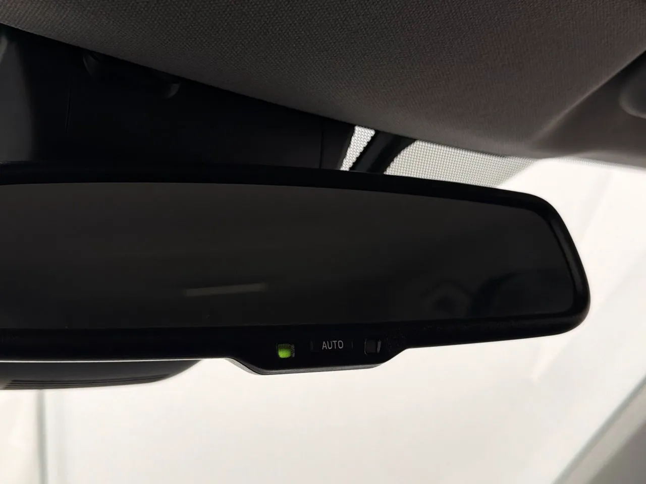 Toyota Auris bild 27