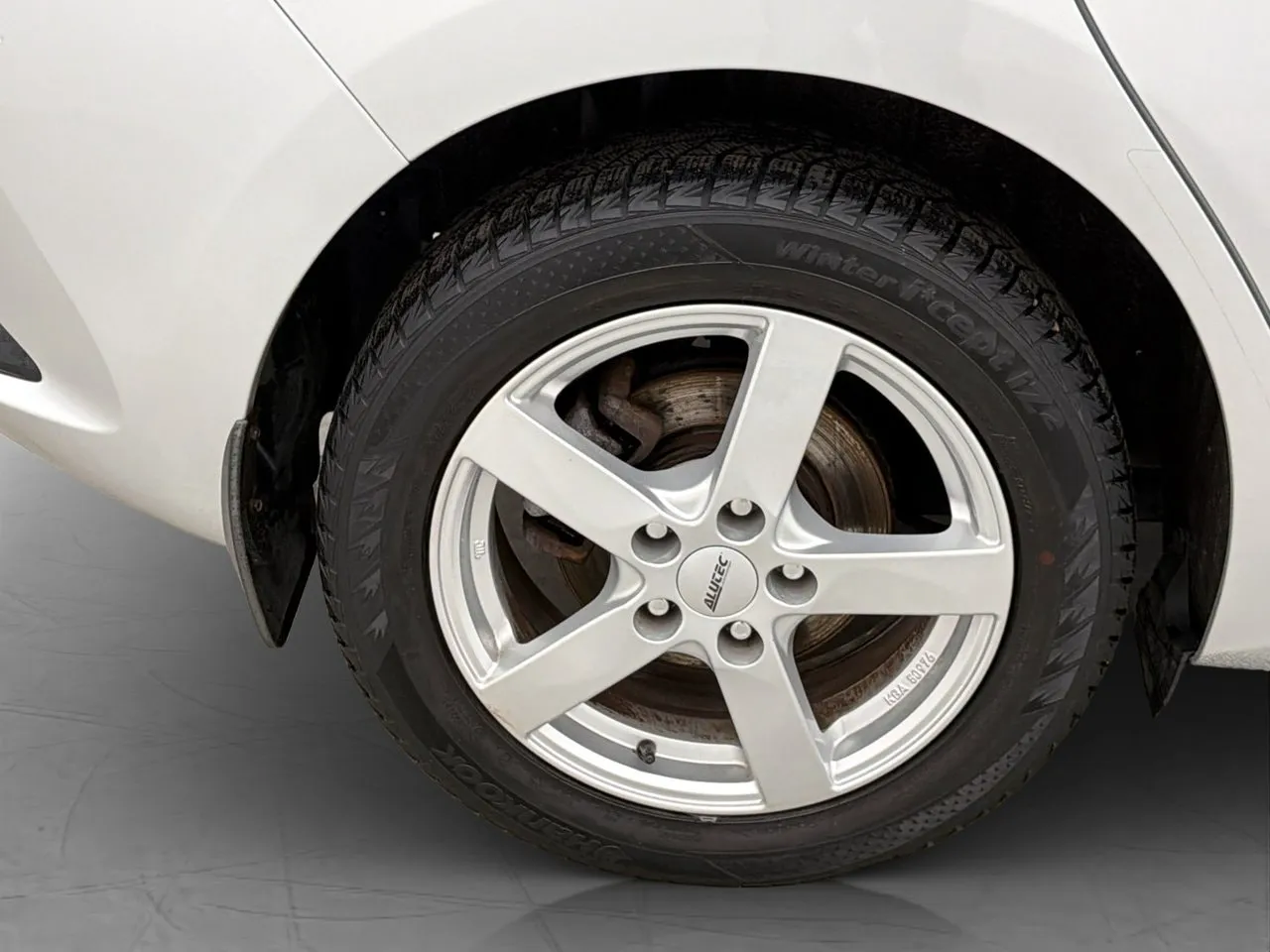 Toyota Auris bild 32