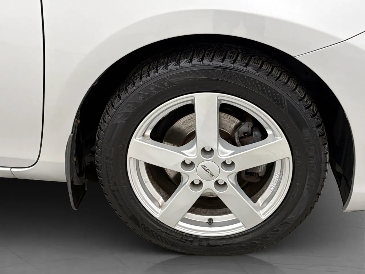 Toyota Auris bild 33
