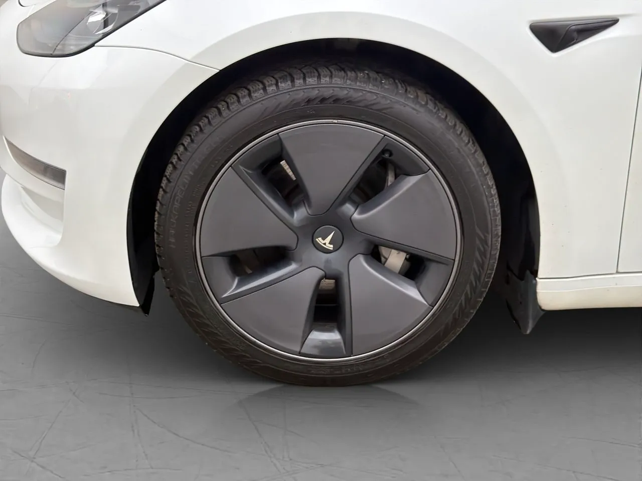 Tesla Model 3 bild 32