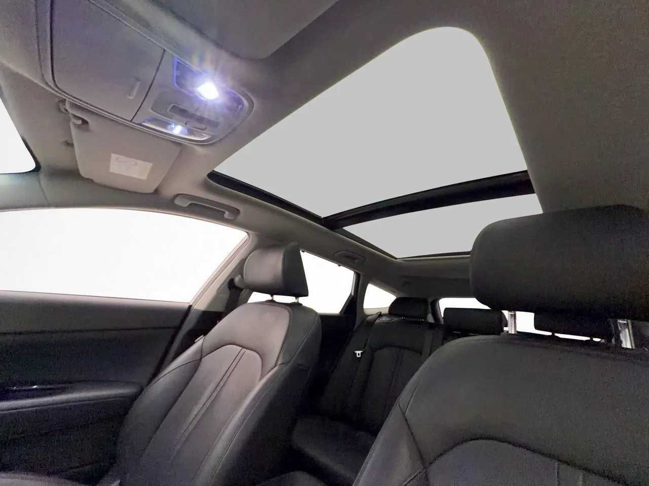Kia Optima bild 14