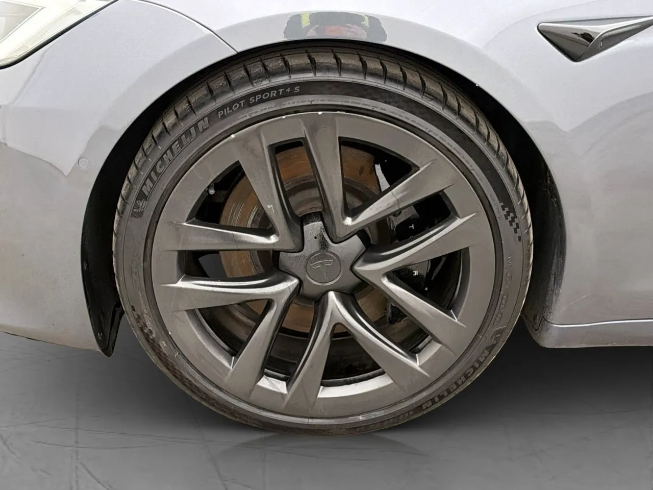 Tesla Model S bild 32