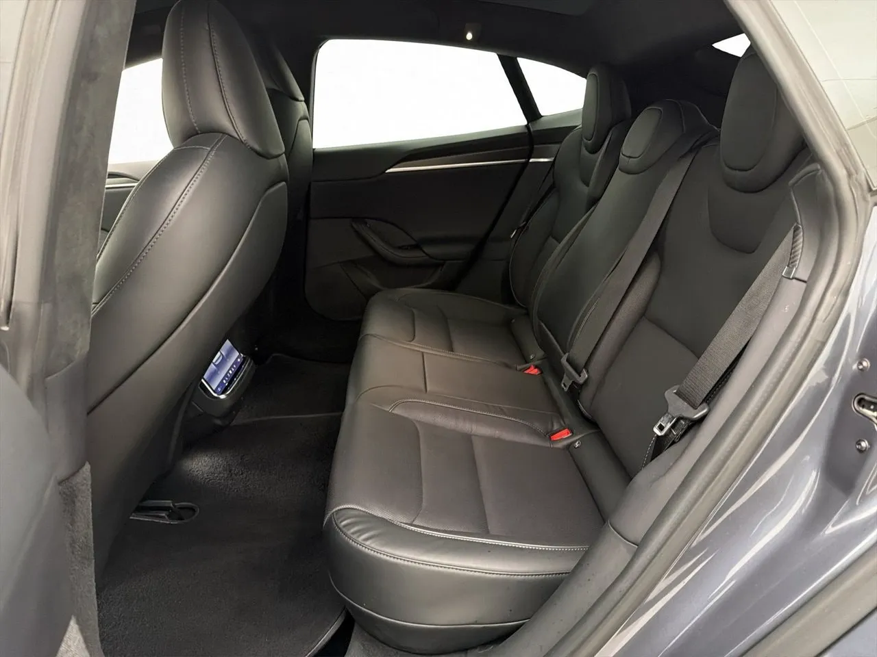 Tesla Model S bild 29