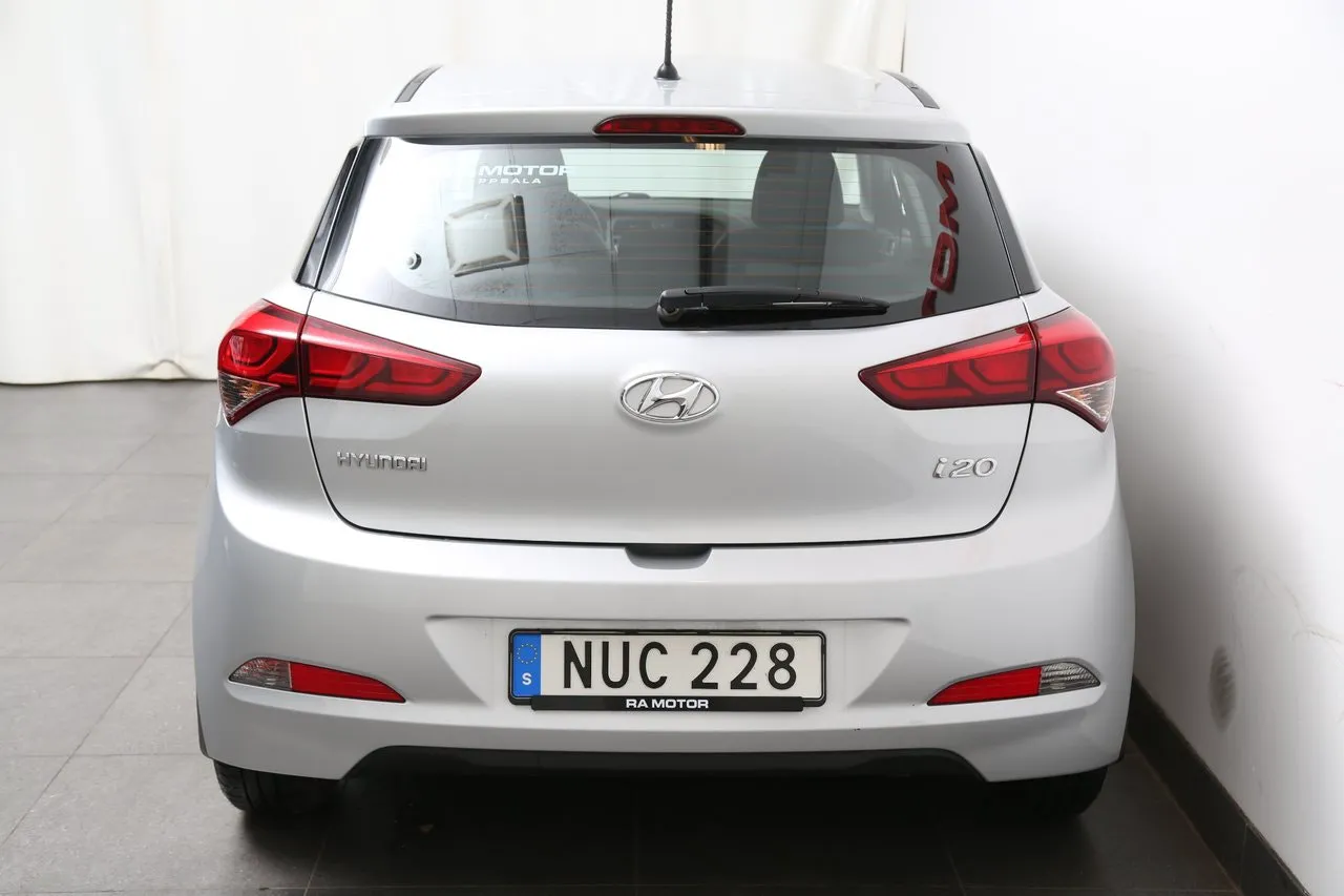 Hyundai i20 bild 8