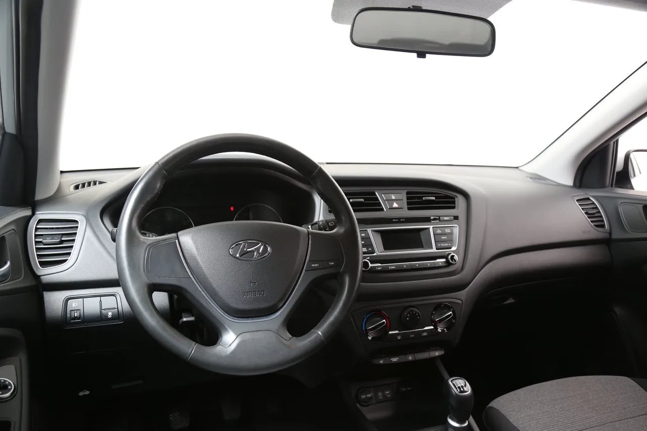 Hyundai i20 bild 14