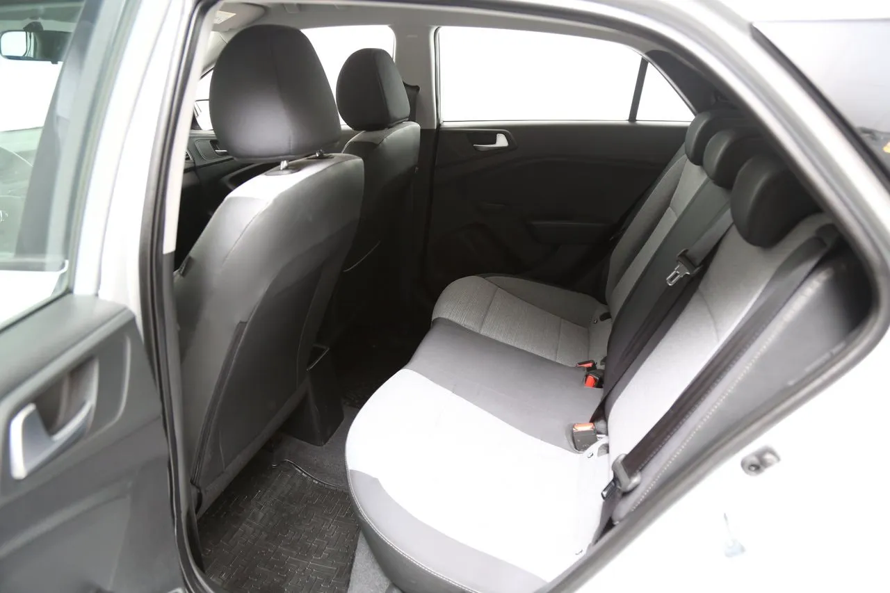 Hyundai i20 bild 20