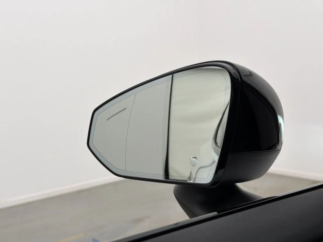 Volvo EX30 bild 14